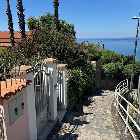 Comfortable Apartment In Maratea With Sea View 95 M² + Parking 외부 사진