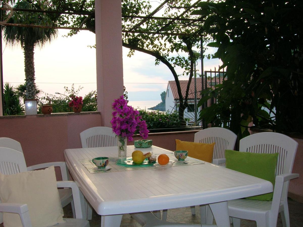 Comfortable Apartment In Maratea With Sea View 95 M² + Parking 외부 사진