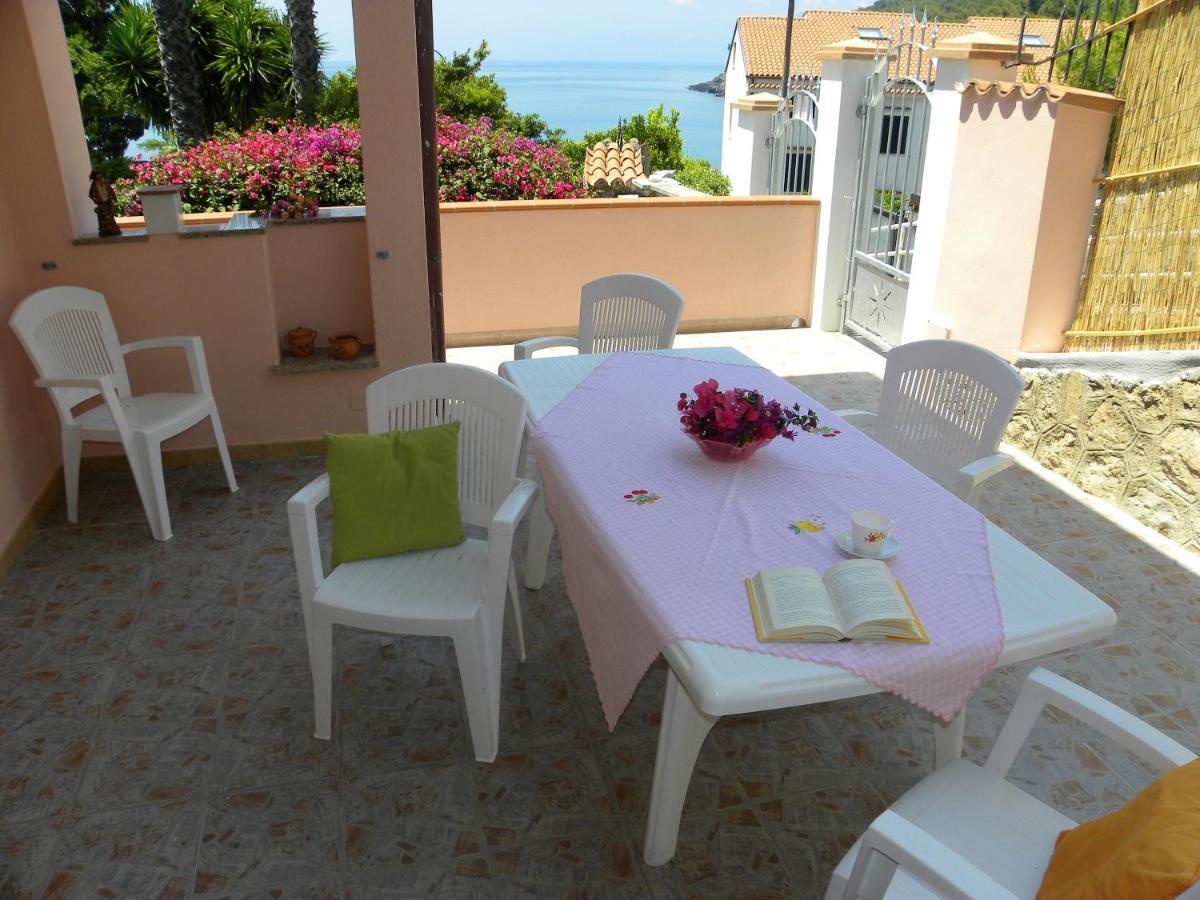 Comfortable Apartment In Maratea With Sea View 95 M² + Parking 외부 사진
